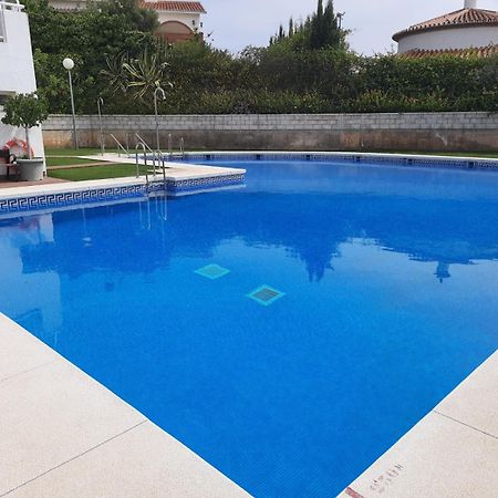 Apartment In Costa Del Sol With Large Terrace For 9 People Ринкон-де-ла-Викториа Номер фото